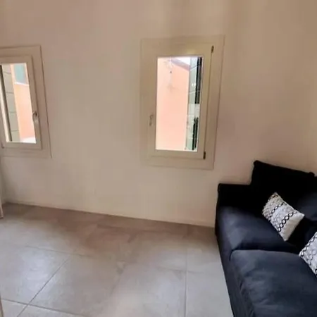 S. Giacomo Da L'orio Apartament